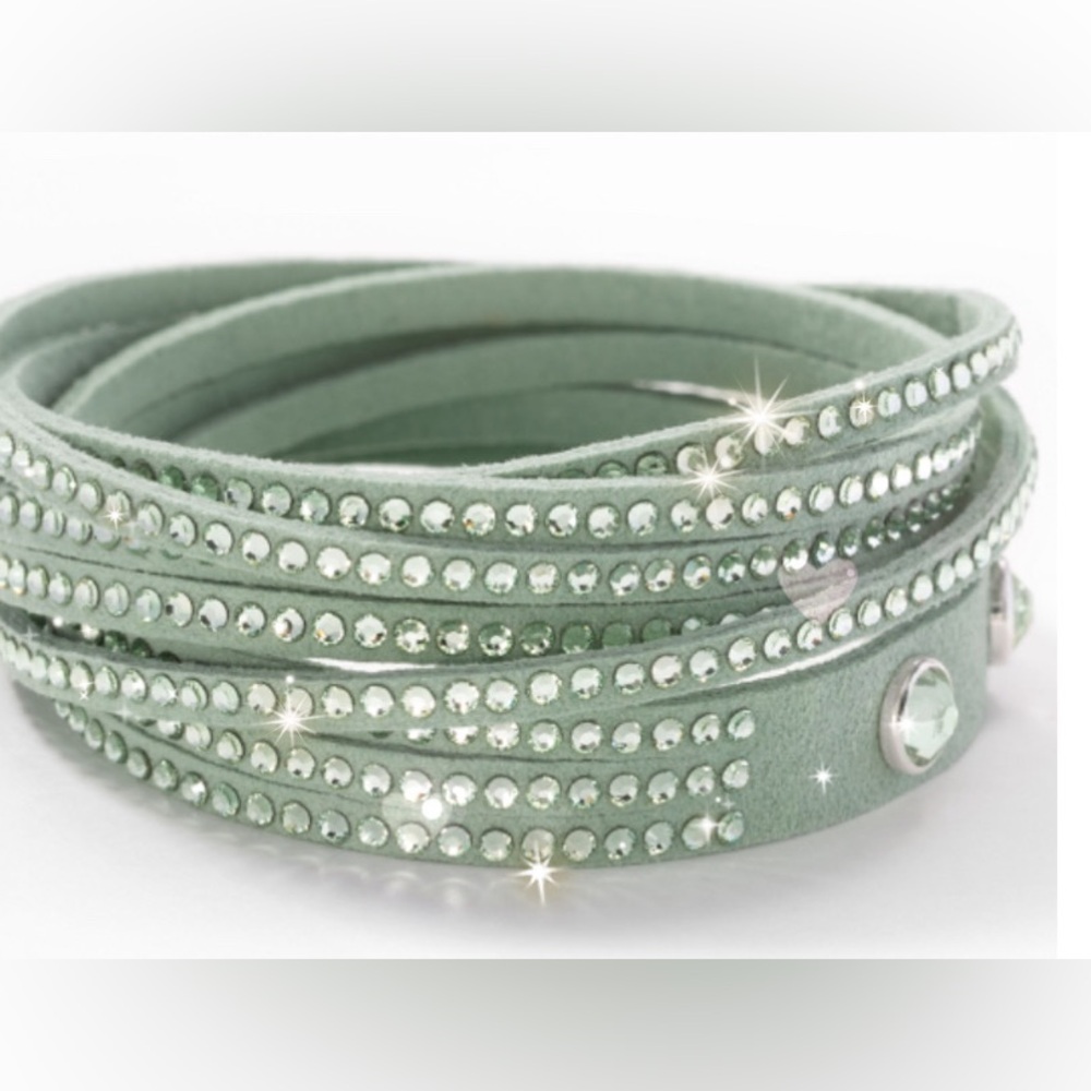 Touchstone Crystal by Swarovski CHRYSOLITE wrap-Star Bracelet BNIB sage shade